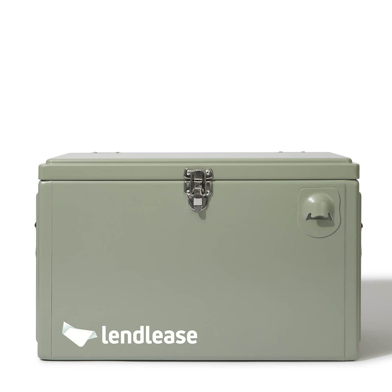 Beysis sage 20 litre insulated esky with stainless steel latch, branded with a company logo, front view